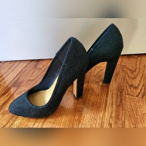 EUC Shoedazzle denim heels- size 7.5